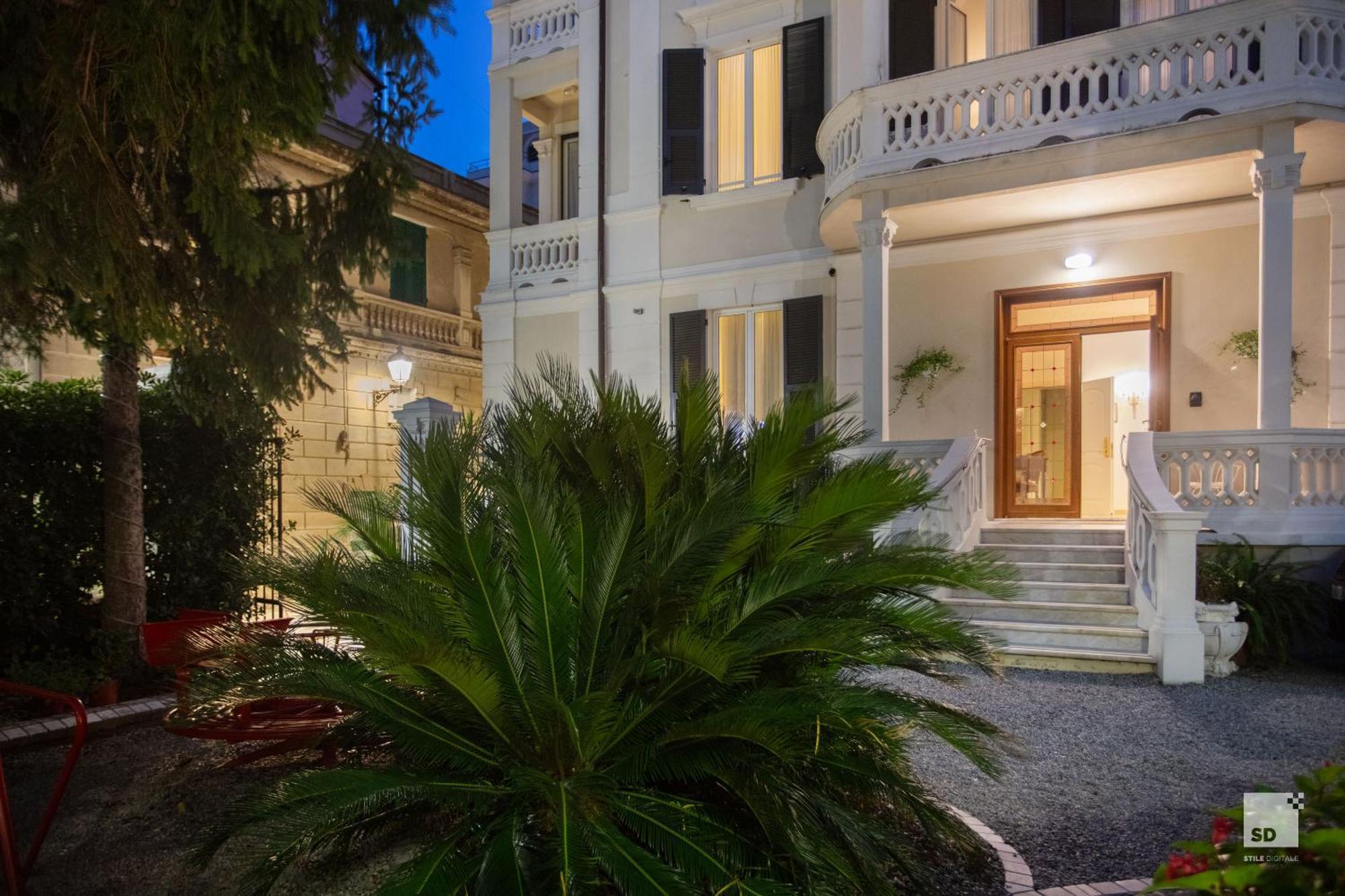 Hotel Villa Elena Varazze Eksteriør bilde